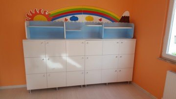 Gökkuşağı 18 Kapaklı Dolap