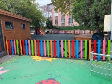 Renkli Ahşap çit m2