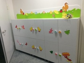 İsimlikli Figürlü Kişisel Öğrenci  Dolabı 18 kapaklı