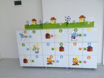 İsimlikli Figürlü Kişisel Öğrenci  Dolabı 18 kapaklı