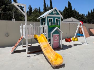 Kaydıraklı Salıncaklı Villa Oyun Grubu