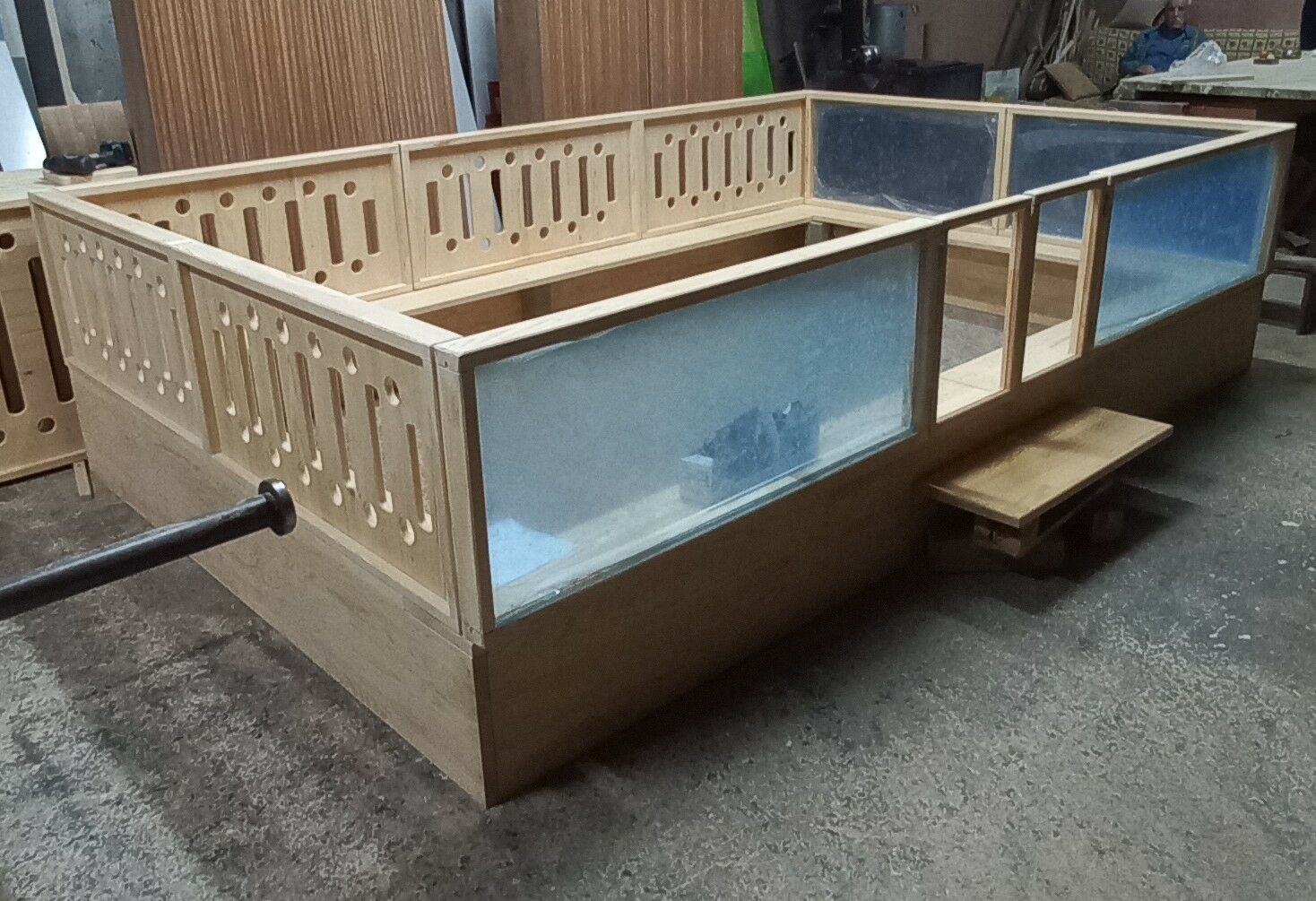 Banklı , çitli kum havuzu 300x200x75 h