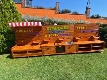 Üçlü Dış Mekân Ahşap Atölye Seti – Market, Mutfak & Tamir İstasyonu