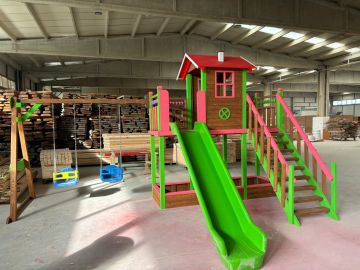 Kum havuzlu ikili salıncaklı tek kule park