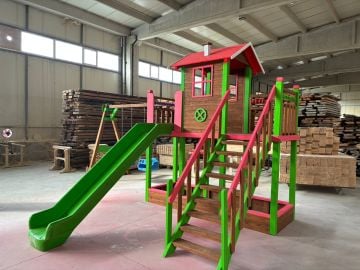 Kum havuzlu ikili salıncaklı tek kule park