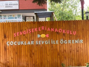 Ahşap Dış Mekan Kapı ve Duvar Uygulaması m2