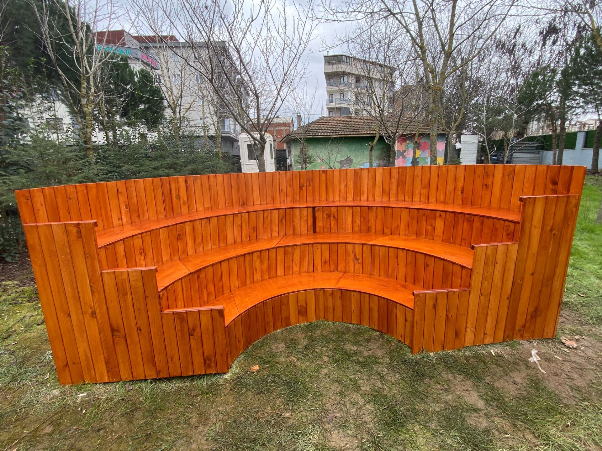 Amfi oturma oval dış mekan